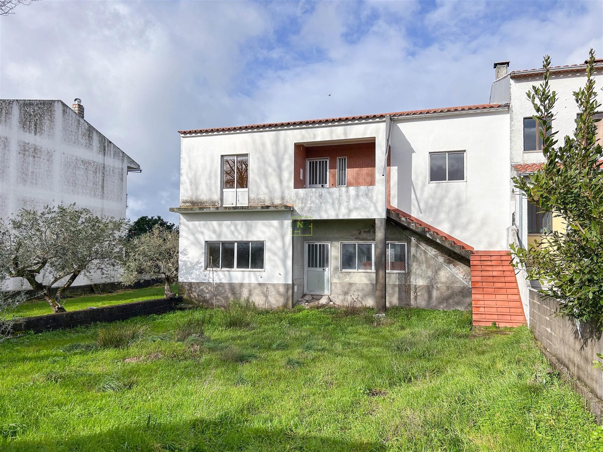 Moradia T3 em Construção com terreno, em Castelo Branco