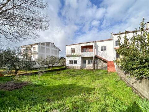 Moradia T3 em Construção com terreno, em Castelo Branco