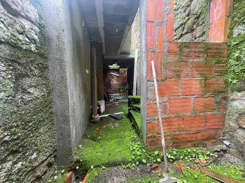 Oportunidade Única de Investimento e Sonho: Reconstrua a Sua História em Póvoa de Rio de Moinhos. 🏡