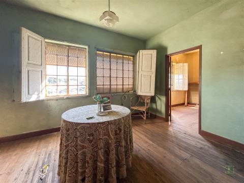 Moradia T9 para Venda em Penamacor (Aranhas) – 65.000€