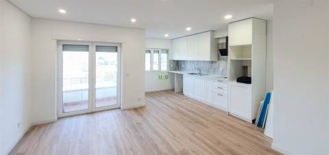 Apartamento T2 Venda em Fundão, Valverde, Donas, Aldeia de Joanes e Aldeia Nova do Cabo,Fundão