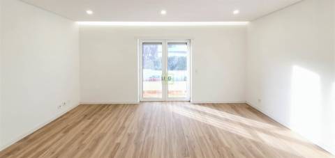 Apartamento T2 Venda em Fundão, Valverde, Donas, Aldeia de Joanes e Aldeia Nova do Cabo,Fundão