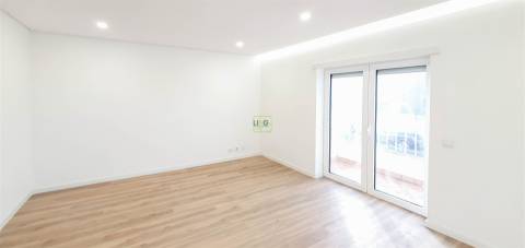 Apartamento T2 Venda em Fundão, Valverde, Donas, Aldeia de Joanes e Aldeia Nova do Cabo,Fundão