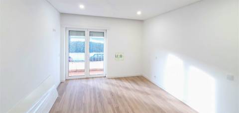 Apartamento T2 Venda em Fundão, Valverde, Donas, Aldeia de Joanes e Aldeia Nova do Cabo,Fundão