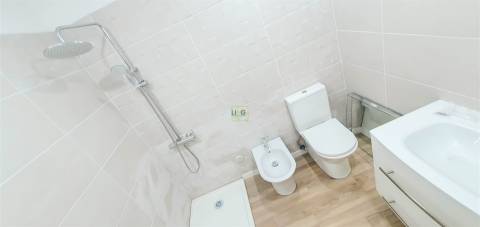 Apartamento T2 Venda em Fundão, Valverde, Donas, Aldeia de Joanes e Aldeia Nova do Cabo,Fundão