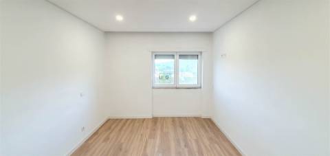 Apartamento T2 Venda em Fundão, Valverde, Donas, Aldeia de Joanes e Aldeia Nova do Cabo,Fundão