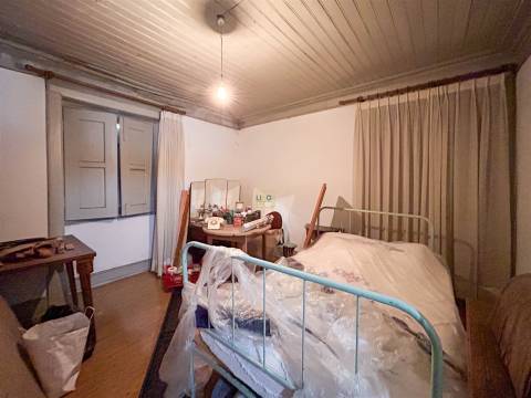 Quinta com 9 Hectares – Natureza, Privacidade e Potencial Único, em Castelo Branco