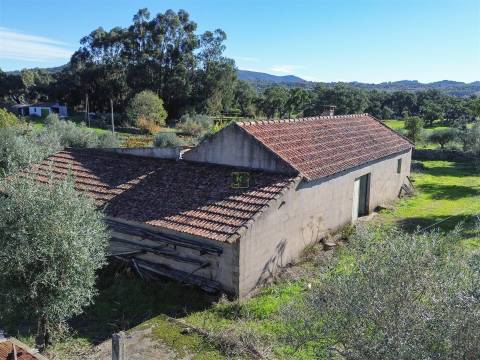 Terreno misto em Aldeia de João Pires
