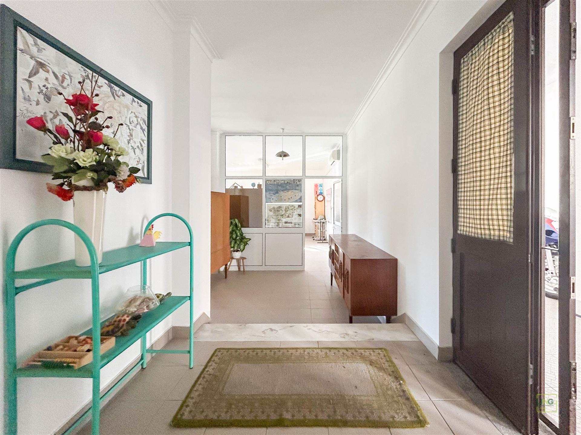 Espaço para Serviços/Explicações 93m2 | Av. Espanha, Castelo Branco