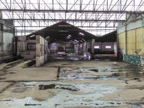 ARMAZÉM 1485 m² – ZONA CENTRAL DE CASTELO BRANCO