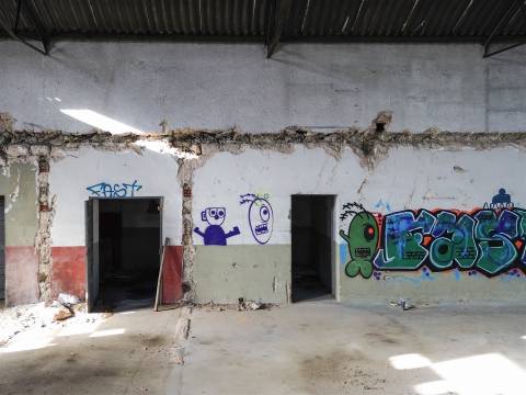 ARMAZÉM 1485 m² – ZONA CENTRAL DE CASTELO BRANCO