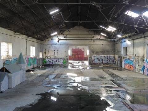 ARMAZÉM 1485 m² – ZONA CENTRAL DE CASTELO BRANCO