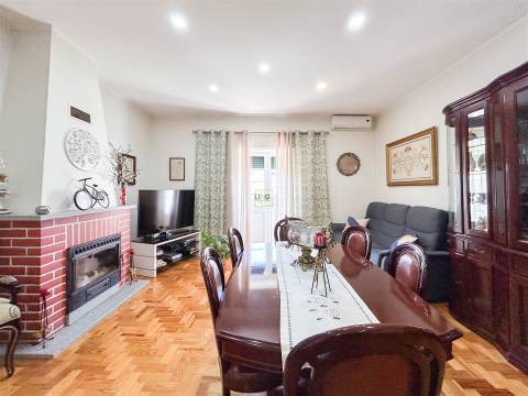 Fantastico apartamento T5 em pleno centro da cidade de castelo Banco