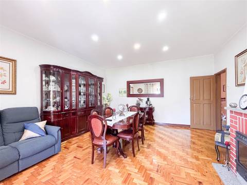 Fantastico apartamento T5 em pleno centro da cidade de castelo Banco