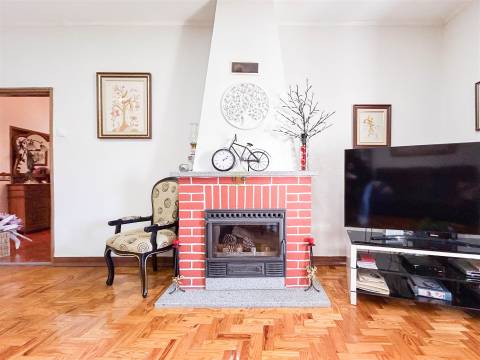 Fantastico apartamento T5 em pleno centro da cidade de castelo Banco