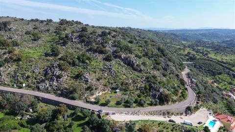 terreno urbano com cerca de 2.000 m², Idanha-a-Nova