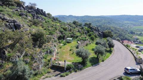 terreno urbano com cerca de 2.000 m², Idanha-a-Nova