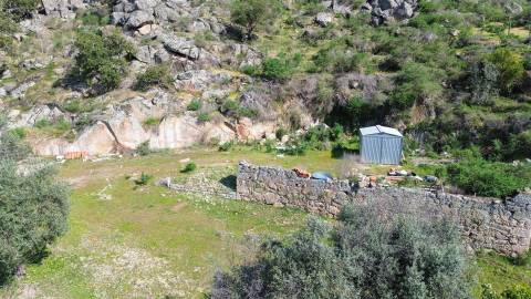 terreno urbano com cerca de 2.000 m², Idanha-a-Nova