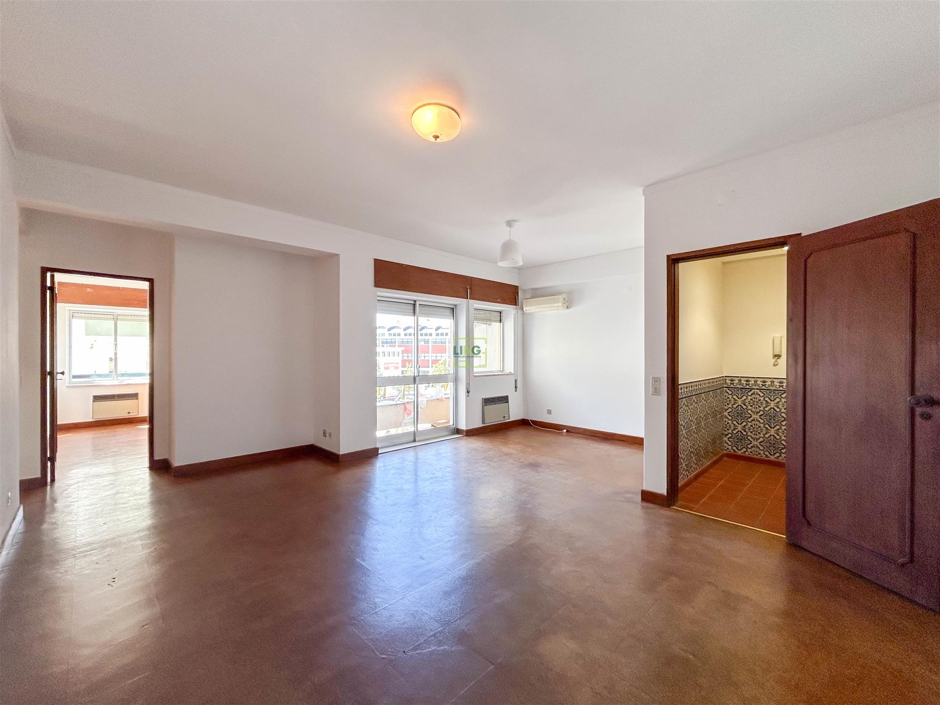 Apartamento T2 Arrendamento em Castelo Branco,Castelo Branco