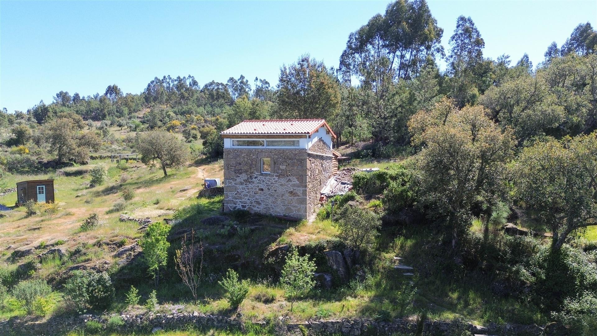 Quinta T1 Venda em Póvoa de Rio de Moinhos e Cafede,Castelo Branco