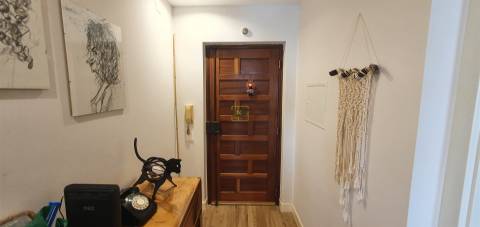 Apartamento T2 totalmente remodelado