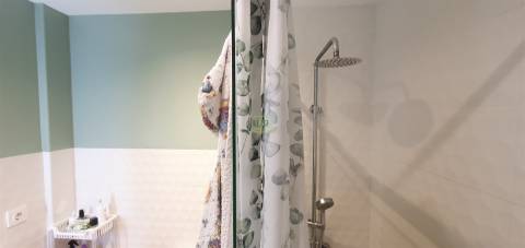 Apartamento T2 totalmente remodelado
