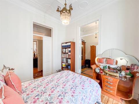 T5 em Arroios com Traça Original | Centro de Lisboa | 750k