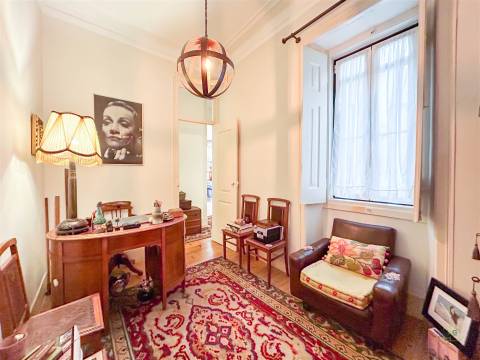 T5 em Arroios com Traça Original | Centro de Lisboa | 750k