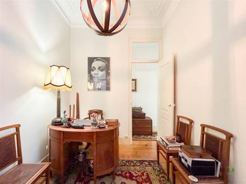 T5 em Arroios com Traça Original | Centro de Lisboa | 750k