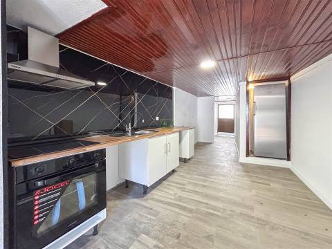 Moradia em Banda T1 Venda em Lardosa,Castelo Branco