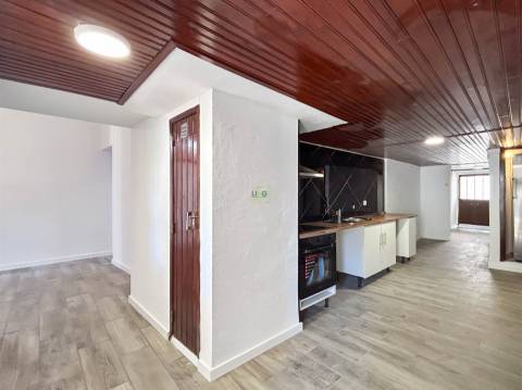 Moradia em Banda T1 Venda em Lardosa,Castelo Branco