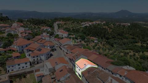 Moradia T2 em construção em Sarzedas