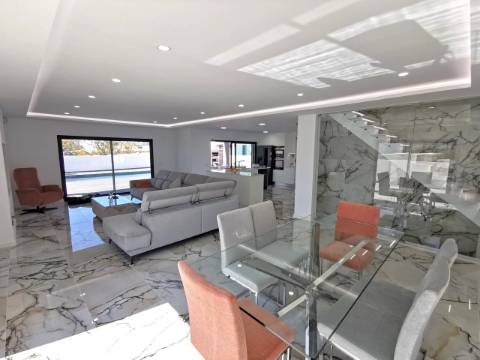 Moradia Isolada T3 Venda em Moncarapacho e Fuseta,Olhão