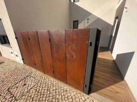 Moradia Geminada T3 Venda em Moncarapacho e Fuseta,Olhão