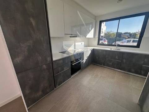 Moradia Geminada T3 Venda em Moncarapacho e Fuseta,Olhão