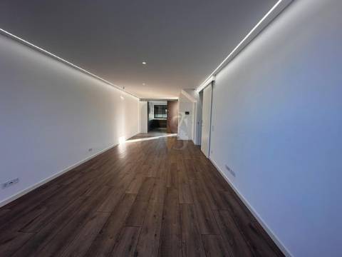 Moradia Geminada T3 Venda em Moncarapacho e Fuseta,Olhão