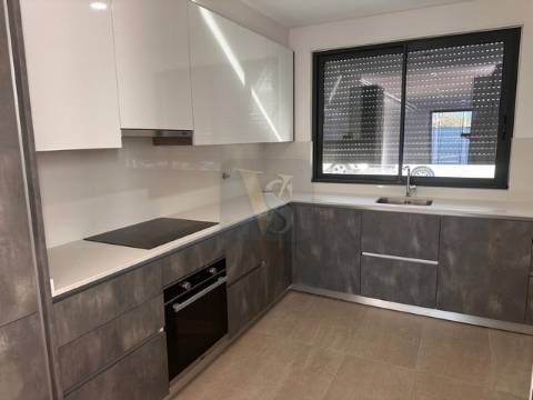 Moradia Geminada T3 Venda em Moncarapacho e Fuseta,Olhão