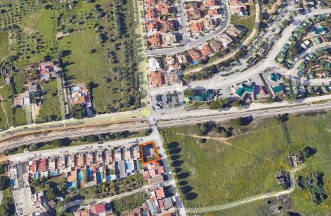 Lote de Terreno T4 Venda em Quelfes,Olhão