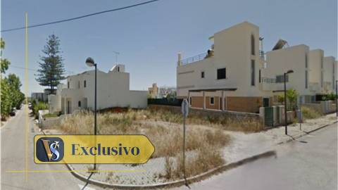 Lote de Terreno T4 Venda em Quelfes,Olhão