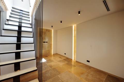 Moradia em Banda T1+1 DUPLEX Venda em Olhão,Olhão