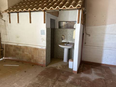 Armazém  Venda em Quelfes,Olhão