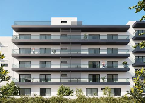 Apartamento T1, Penthouse, com garagem e piscina