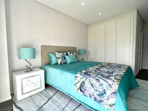 Apartamento T3 Venda em Quelfes,Olhão