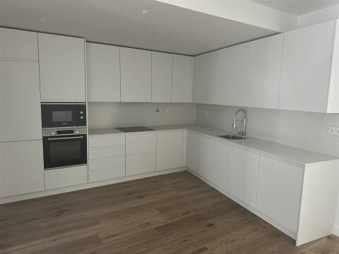 Apartamento T3 Venda em Moncarapacho e Fuseta,Olhão