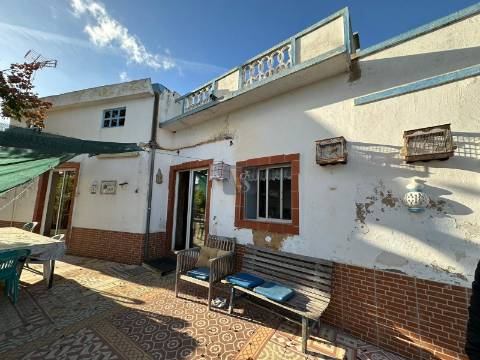 Moradia T1+1 Venda em Quelfes,Olhão