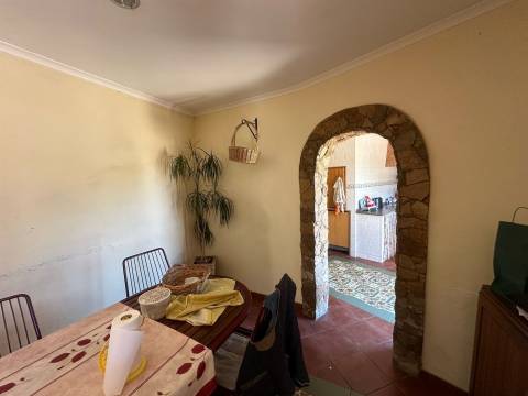 Moradia T1+1 Venda em Quelfes,Olhão