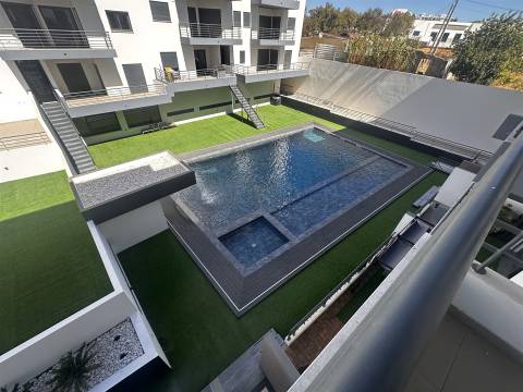 Apartamento T4 Venda em Quelfes,Olhão