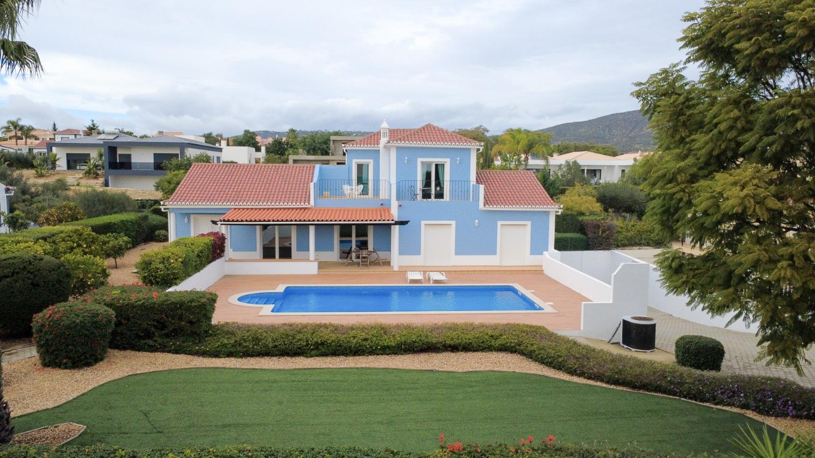 Moradia T4 Venda em Quelfes,Olhão