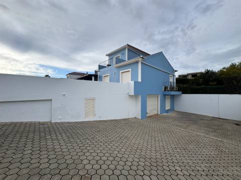 Moradia T4 Venda em Quelfes,Olhão