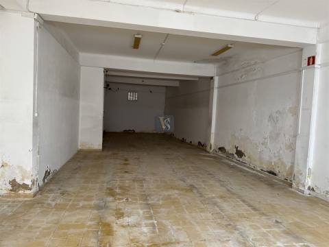 Armazém  Venda em Olhão,Olhão